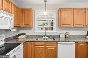 801 S Lakeshore Dr, Louisa, VA 23093 - Photo 14