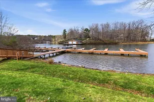 536 Pine Harbour Dr, Mineral, VA 23117 - Photo 8