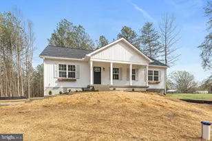 946 Pottiesville Rd, Bumpass, VA 23024 - Photo 1