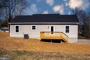 264 Dogwood Dr, Louisa, VA 23093 - Photo 10