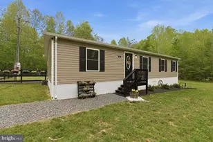 135 Heavenly Dove Dr, Mineral, VA 23117 - Photo 4