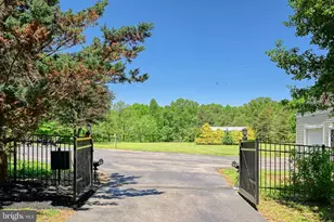 655 Bumpass Rd, Bumpass, VA 23024 - Photo 2