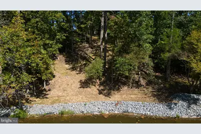 1242 N Lakeshore Drive, Louisa, VA 23093 - Photo 14