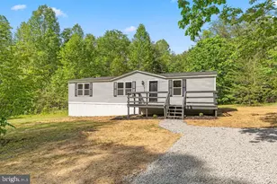 152 Oakland Pl, Louisa, VA 23093 - Photo 24