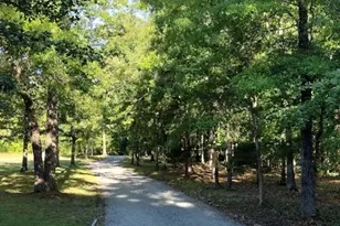 305 Catamaran Ct, Bumpass, VA 23024 - Photo 26