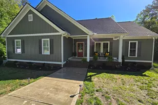 365 Moon Shadow Ln, Louisa, VA 23093 - Photo 2