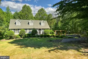 197 Shannon Glen Ct, Louisa, VA 23093 - Photo 2