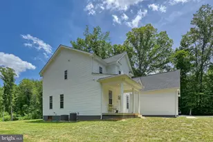 4528 E Old Mountain Rd, Louisa, VA 23093 - Photo 4