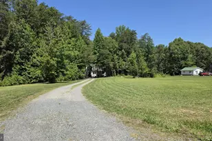 2208 Cartersville, Mineral, VA 23117 - Photo 38