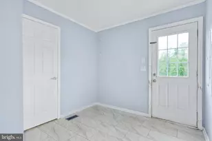 212 Briar Cir, Bumpass, VA 23024 - Photo 10