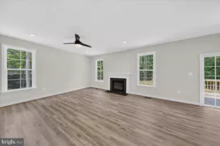 126 Hickory Ln, Bumpass, VA 23024 - Photo 14