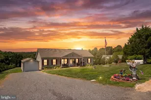 249 Derby Ln, Louisa, VA 23093 - Photo 2