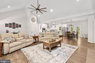 1098 Lake Forest Dr, Mineral, VA 23117 - Photo 10