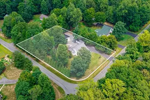 215 Cuckoo's Nest Dr, Bumpass, VA 23024 - Photo 2