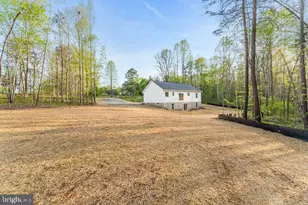 729 Vawter Corner Rd, Louisa, VA 23093 - Photo 2