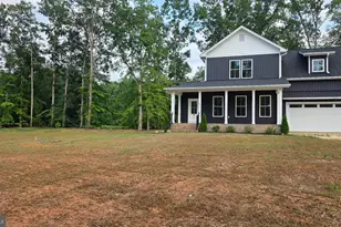 639 Noah's Landing Dr, Bumpass, VA 23024 - Photo 2