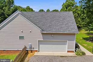 153 Beagle Run Dr, Bumpass, VA 23024 - Photo 52