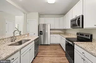 544 Noah's Landing Dr, Bumpass, VA 23024 - Photo 12