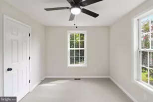 364 Lakeview Cir, Louisa, VA 23093 - Photo 8