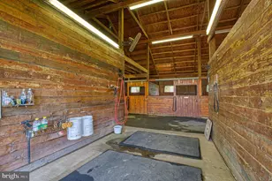 36181 Foxlore Farm Ln, Round Hill, VA 20141 - Photo 64