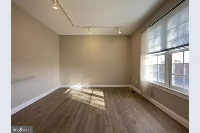 170 W Main Street, Purcellville, VA 20132 - Photo 8
