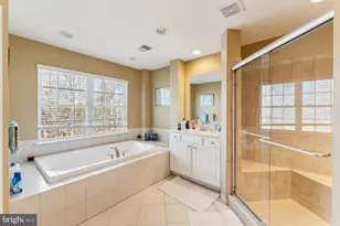 25670 S Village Dr, Chantilly, VA 20152 - Photo 12