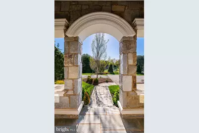 22577 Creighton Farms Drive, Leesburg, VA 20175 - Photo 16