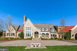 22577 Creighton Farms Dr, Leesburg, VA 20175 - Photo 8