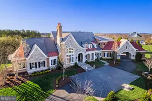 22577 Creighton Farms Dr, Leesburg, VA 20175 - Photo 2