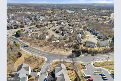 20576 Ashburn Road, Ashburn, VA 20147 - Photo 4