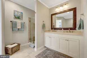 21039 Barcroft Way, Sterling, VA 20164 - Photo 36