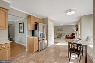 21039 Barcroft Way, Sterling, VA 20164 - Photo 20