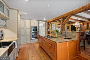 37275 Charles Town, Hillsboro, VA 20132 - Photo 12