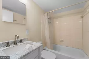 125 Clubhouse Dr SW, Leesburg, VA 20175 - Photo 12