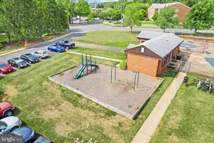 125 Clubhouse Dr SW, Leesburg, VA 20175 - Photo 22