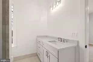 40925 Alysheba Dr, Leesburg, VA 20176 - Photo 32