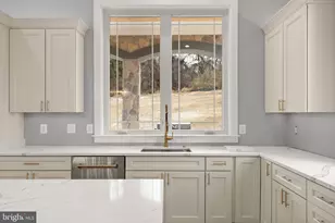 40925 Alysheba Dr, Leesburg, VA 20176 - Photo 18