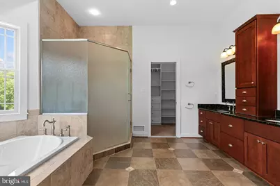 37016 Longmoor Farm Lane, Hillsboro, VA 20132 - Photo 34