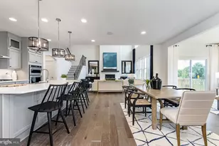 18437 Sugar Snap Cir, Leesburg, VA 20176 - Photo 4