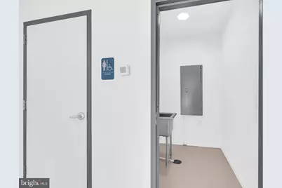 412 Madison Trade Plaza SE, Leesburg, VA 20175 - Photo 24