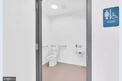 412 Madison Trade Plaza SE, Leesburg, VA 20175 - Photo 26