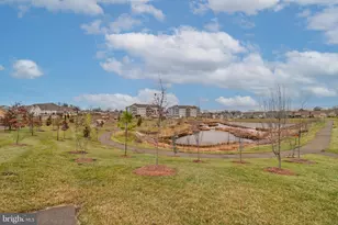 21630 Hawksbill High Cir, Sterling, VA 20164 - Photo 44