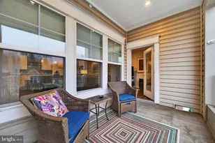 21630 Hawksbill High Cir, Sterling, VA 20164 - Photo 42