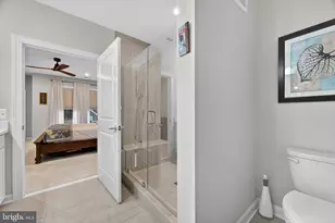 21630 Hawksbill High Cir, Sterling, VA 20164 - Photo 30