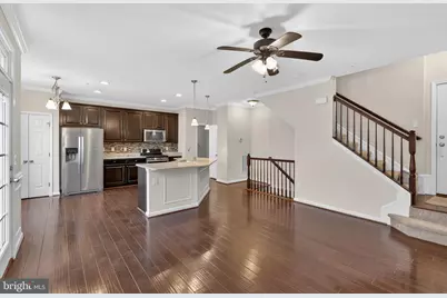 43368 Town Gate Square, Chantilly, VA 20152 - Photo 8