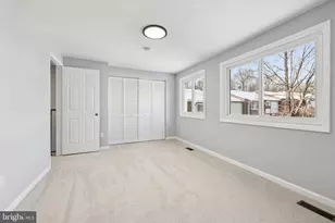 500 Giles Pl, Sterling, VA 20164 - Photo 24