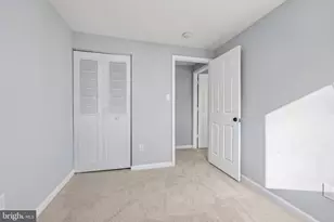 500 Giles Pl, Sterling, VA 20164 - Photo 32