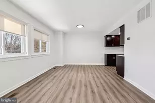 502 Giles Pl, Sterling, VA 20164 - Photo 12