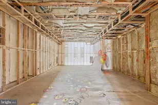 22921 Montjoy Ct, Leesburg, VA 20175 - Photo 6