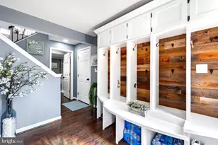 25427 Elm Terrace, Aldie, VA 20105 - Photo 2